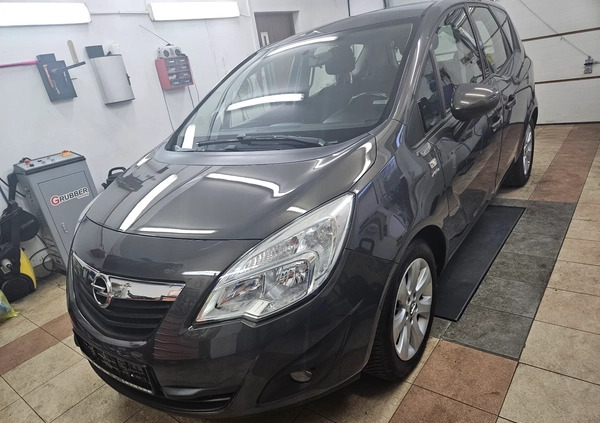 Opel Meriva cena 26800 przebieg: 120000, rok produkcji 2013 z Brzozów małe 352